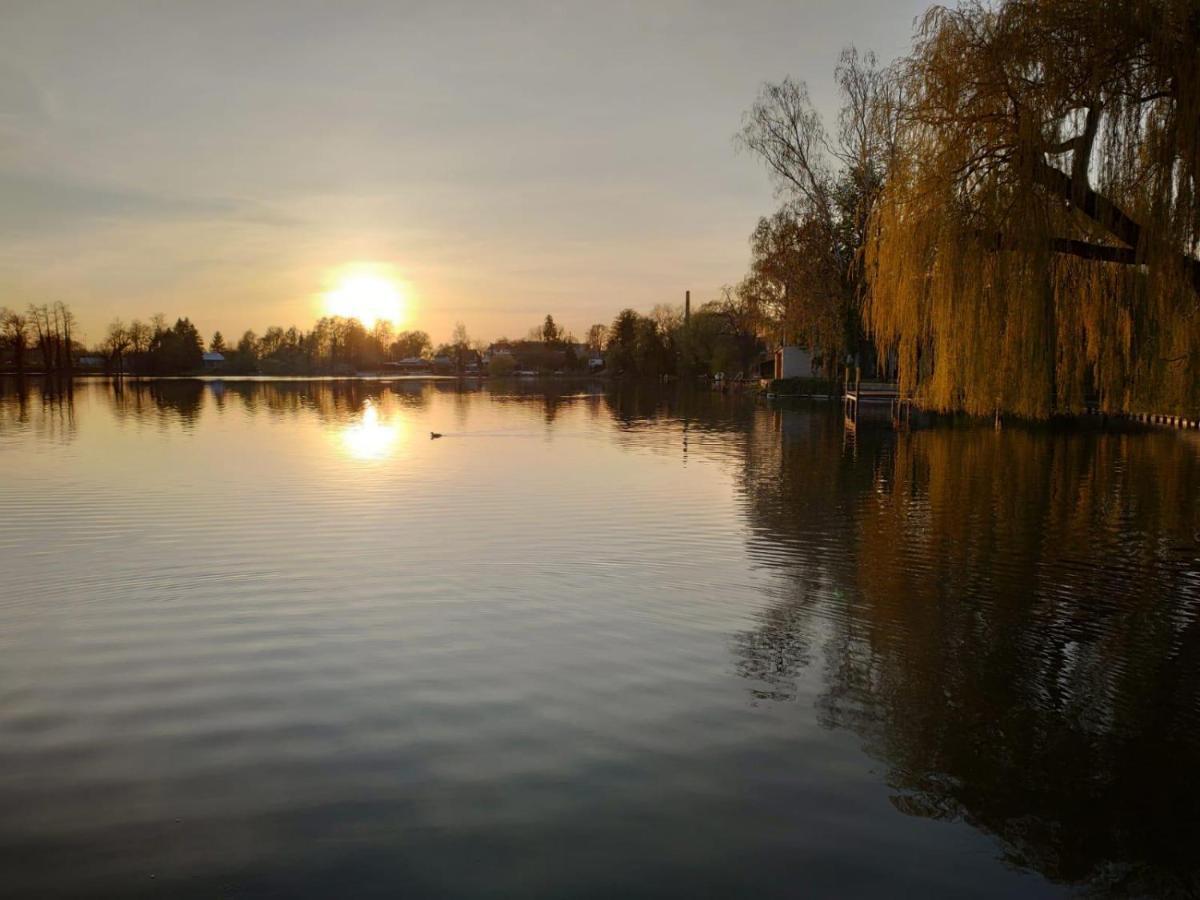 Bungalow In Werder Am Glindower See Eksteriør billede